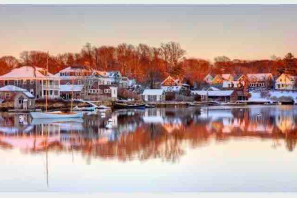 Charming Cottage Historic Falmouth Cape Cod Near Beach And Downtown 2Br 1Bath Deck Eksteriør bilde